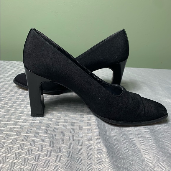 Stuart Weitzman | Square Toe Block Heels - 7 - Picture 3 of 9